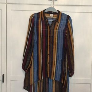 NWT women’s high/low tunic blouse.